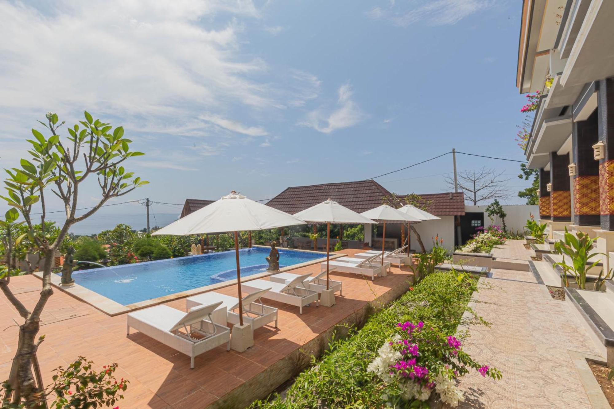 D'Arya Sea View Hotel Batununggul Exterior photo