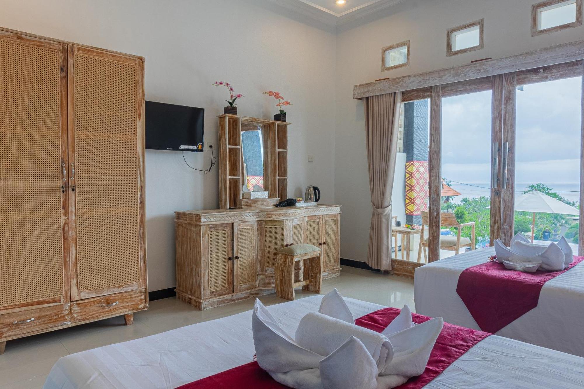 D'Arya Sea View Hotel Batununggul Exterior photo